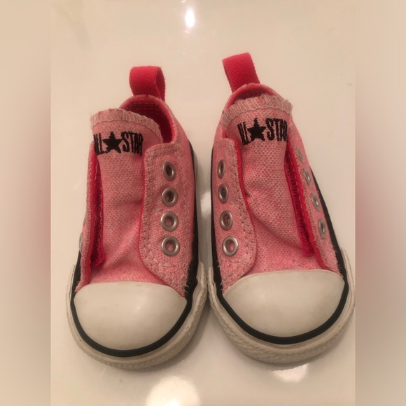 Converse toddler slip on shoes - Picture 2 of 7